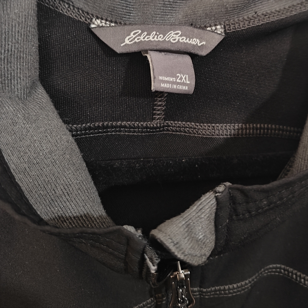 Eddie Bauer Stratify Windbreaker Water Repellent - Picture 2 of 6